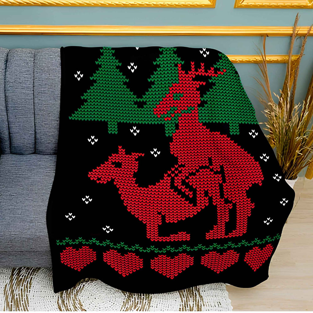 Deer Love Print Plush Fleece Throw Blanket