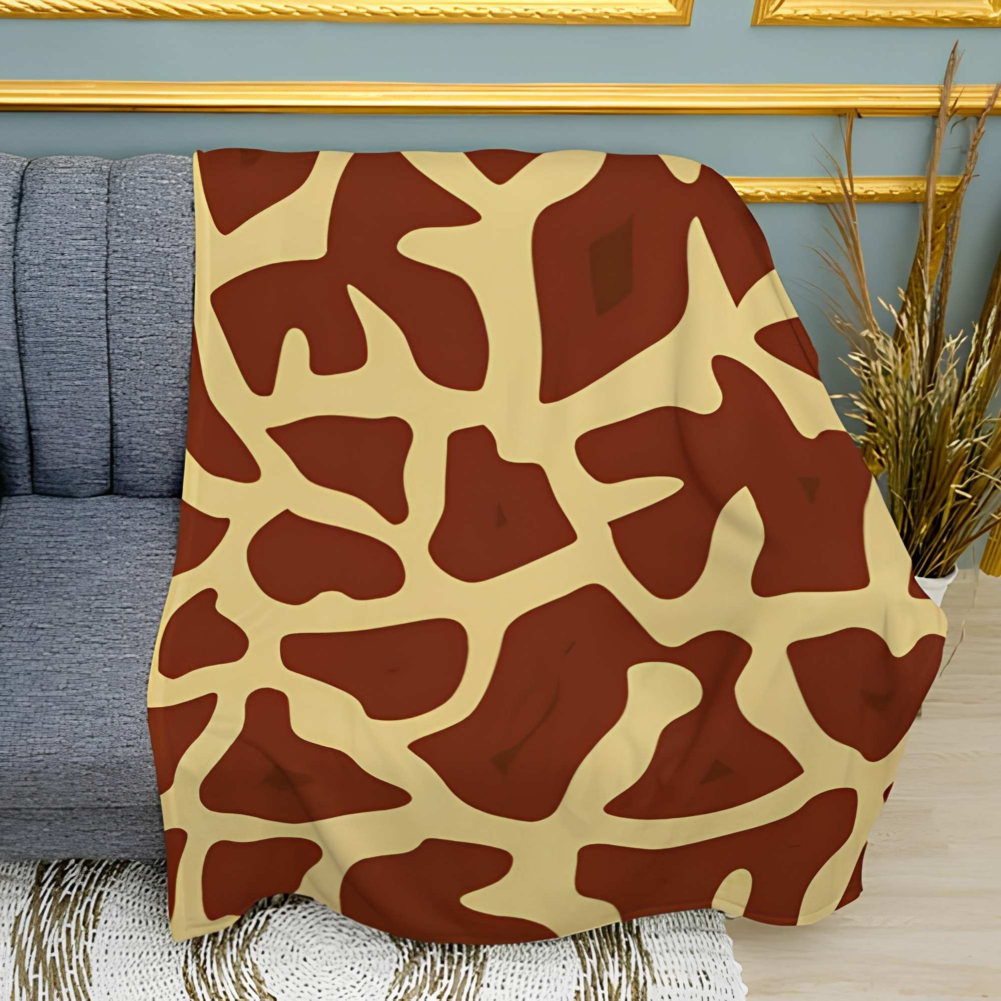 Giraffe Spot Pattern Print Plush Fleece Throw Blanket