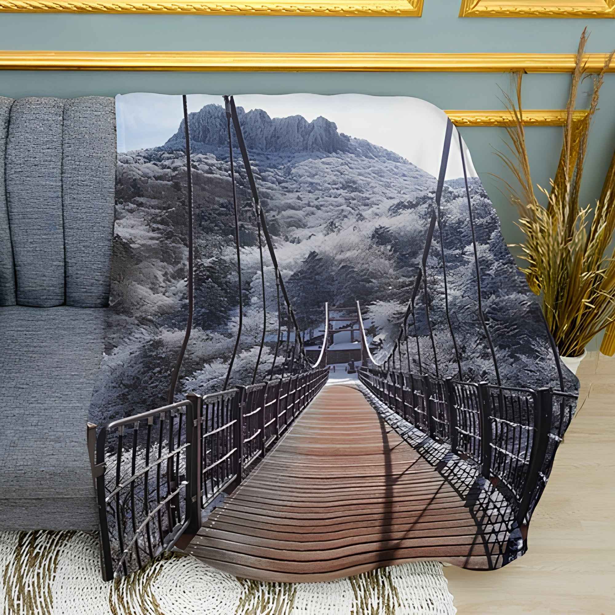 Snow Mountain Big Bridge Print Plush Fleece Throw Blanket