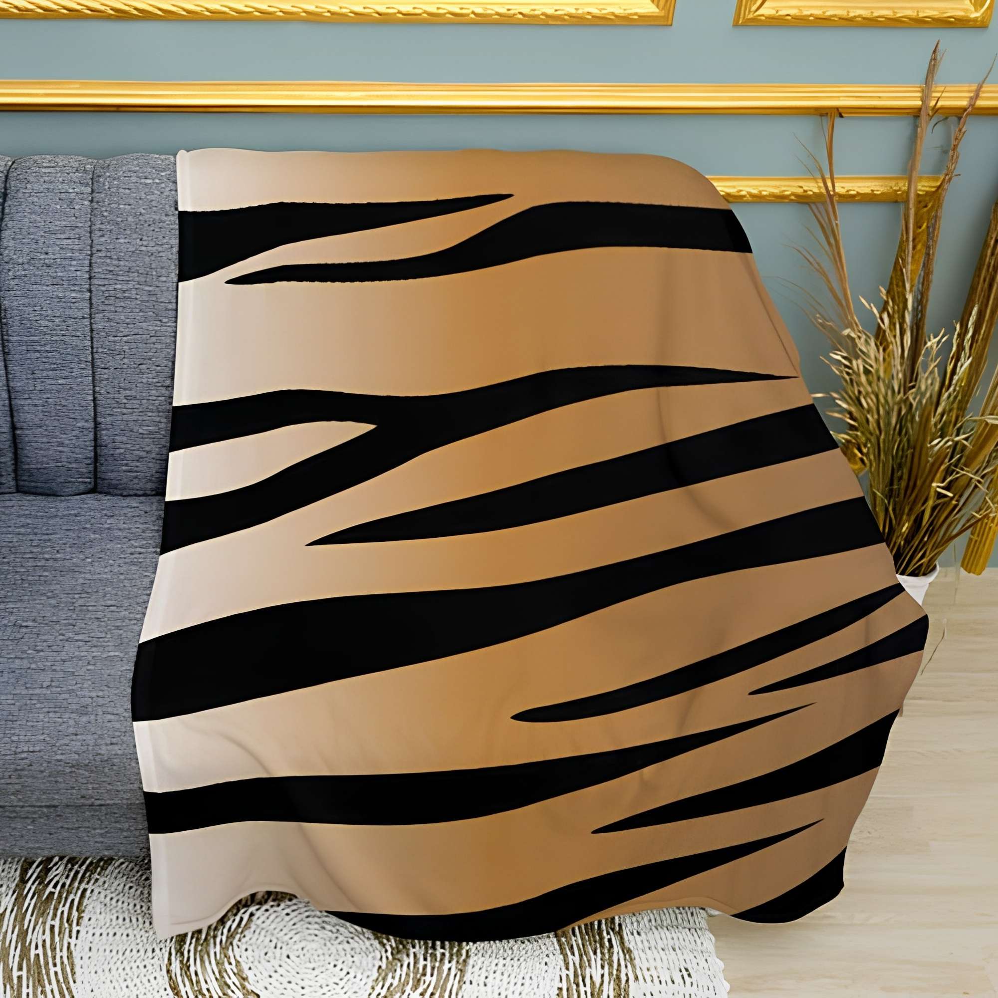 Tiger Stripe Pattern Print Plush Fleece Throw Blanket